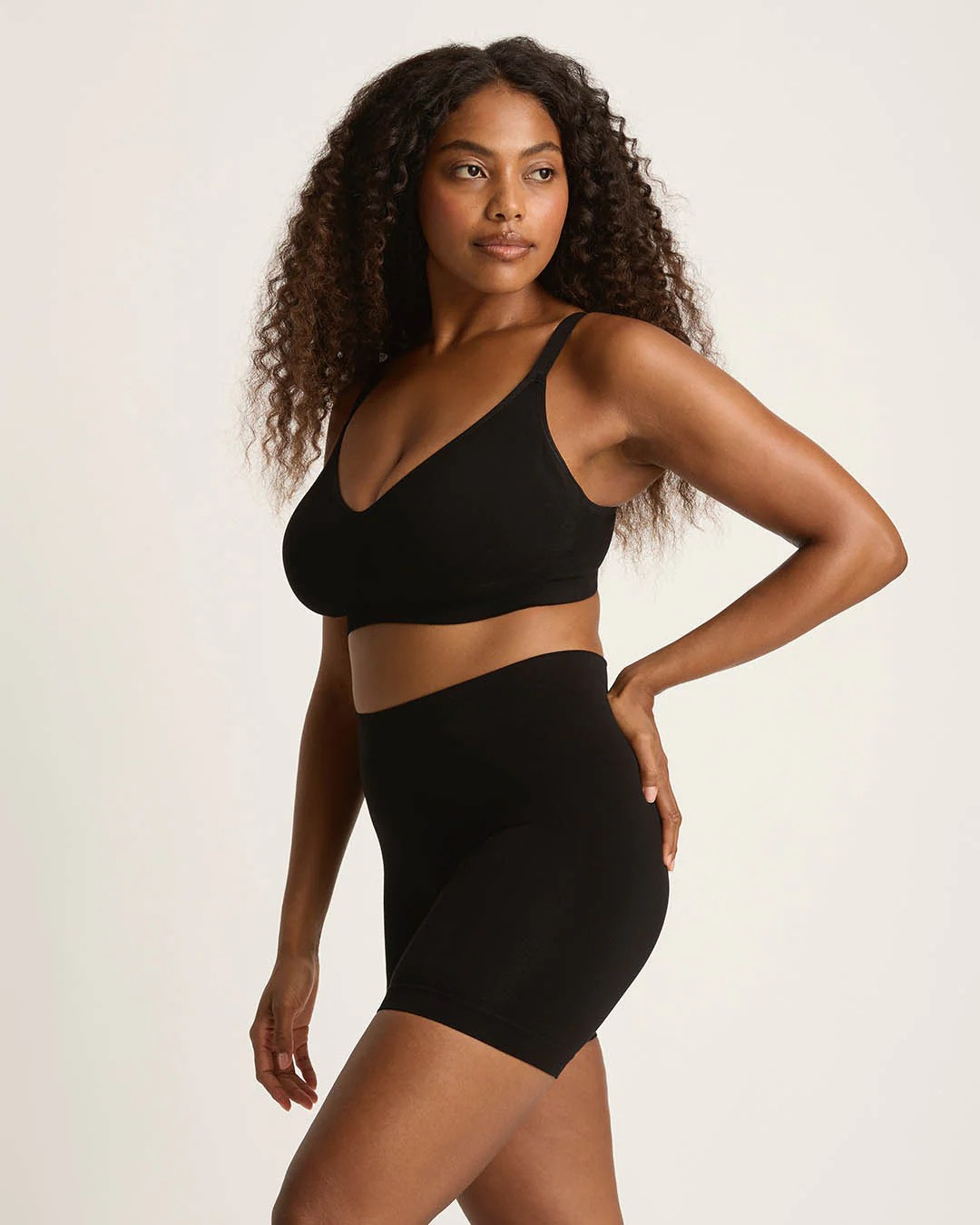 Short Tipo Legging sem Costura com Bolso Lateral Maciez, Sustentação e Conforto (OFERTA 2X1)