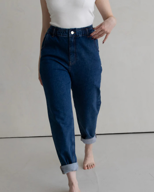 Calças de Cintura Elástica e Bainha Enrolada Mom Fit para Mulher