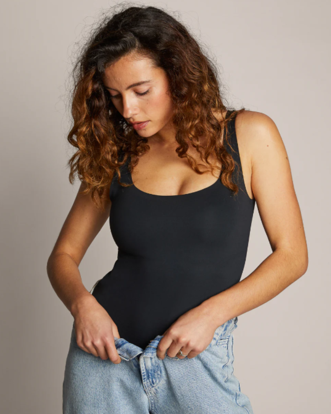 Body Reafirmante com Efeito Modelador e Suporte sem Fios