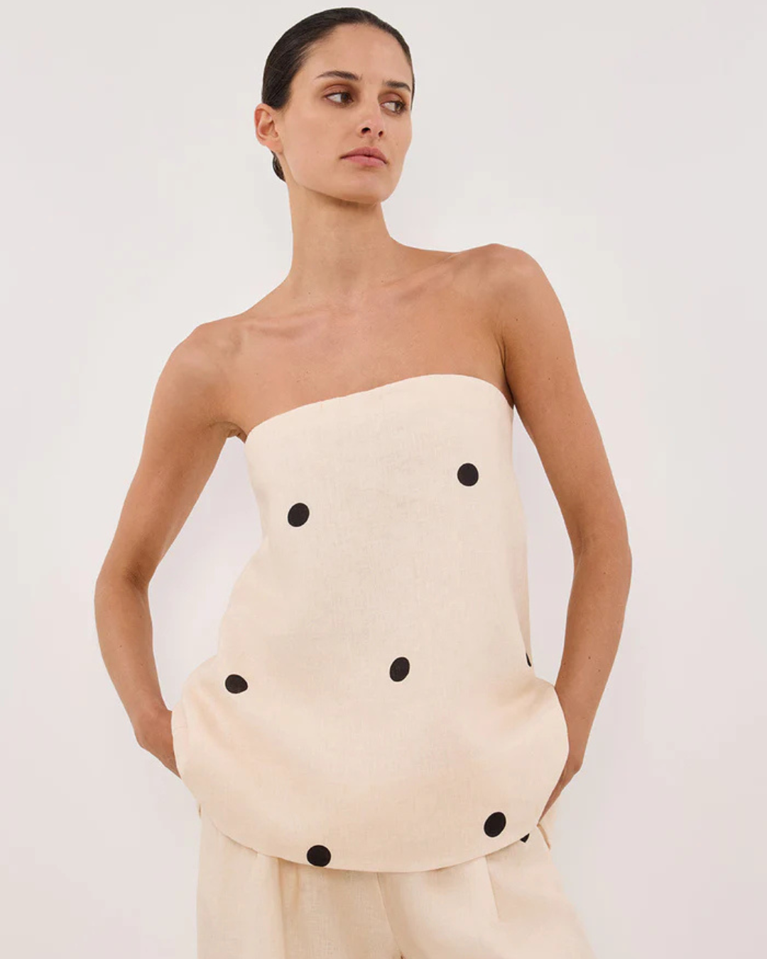 Conjunto de Calças e Top de Bolinhas para Mulher