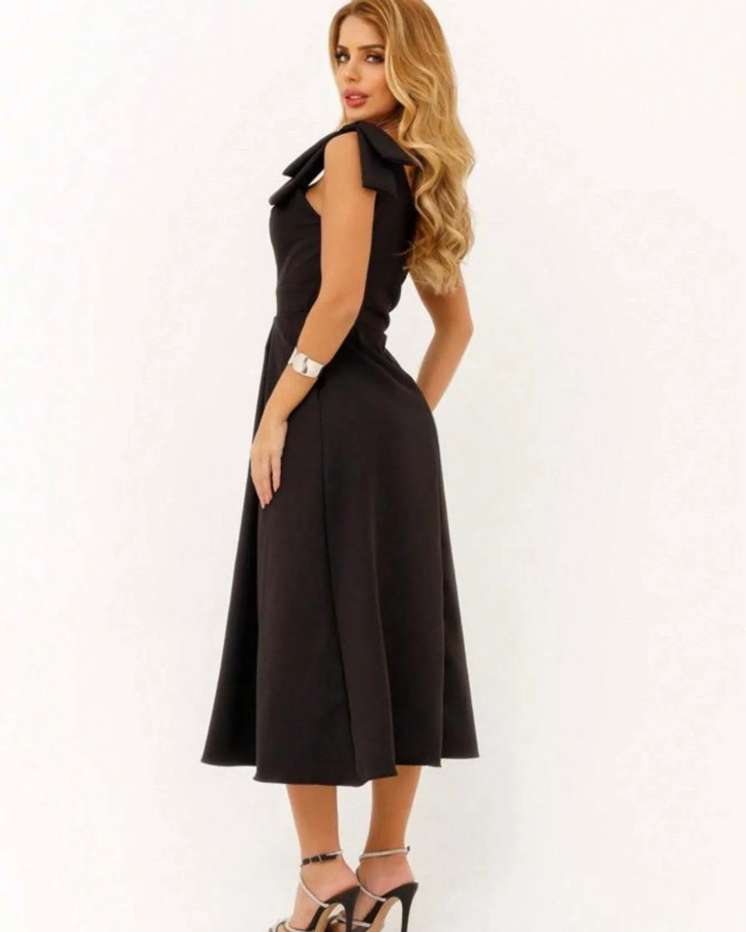 Vestido casual com decote elegante