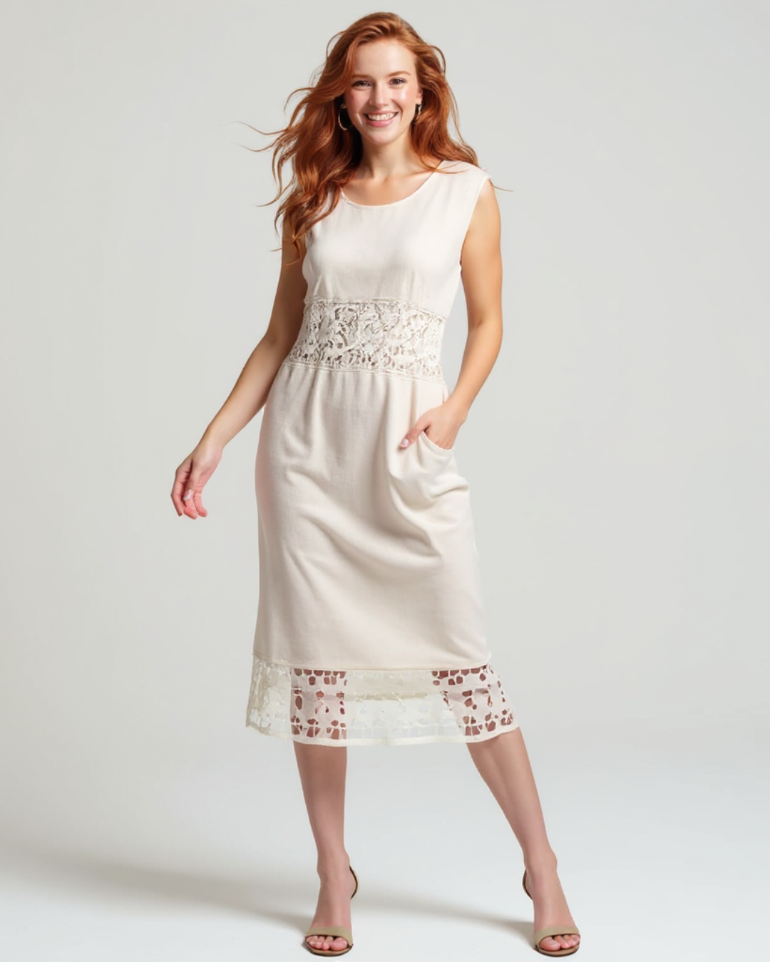 Vestido casual sem mangas e com renda