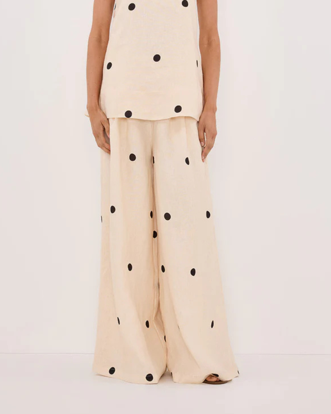 Conjunto de Calças e Top de Bolinhas para Mulher