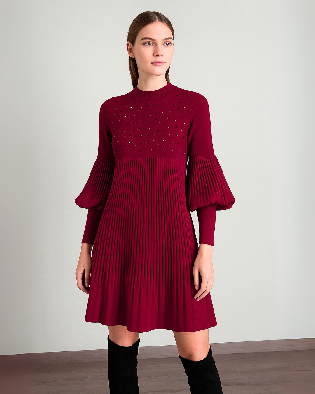 Vestido com mangas farol e gola alta para mulher