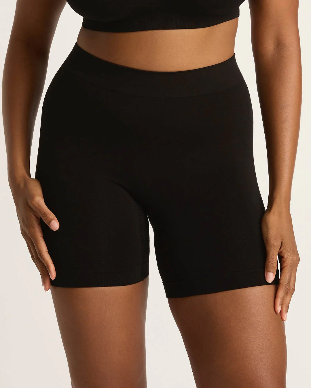 Short Tipo Legging sem Costura com Bolso Lateral Maciez, Sustentação e Conforto (OFERTA 2X1)