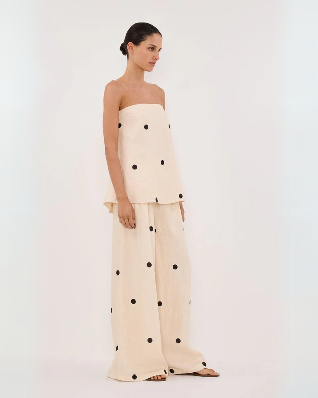 Conjunto de Calças e Top de Bolinhas para Mulher