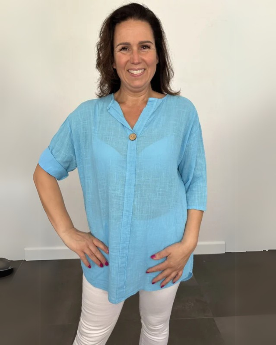 Camisa de Linho Texturizado com Mangas Ajustáveis Estilo Casual e Fresco