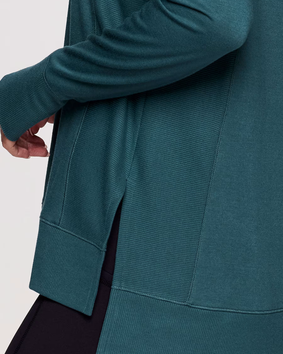 Camisola de Manga Comprida com Gola Redonda e Corte Largo para Mulher