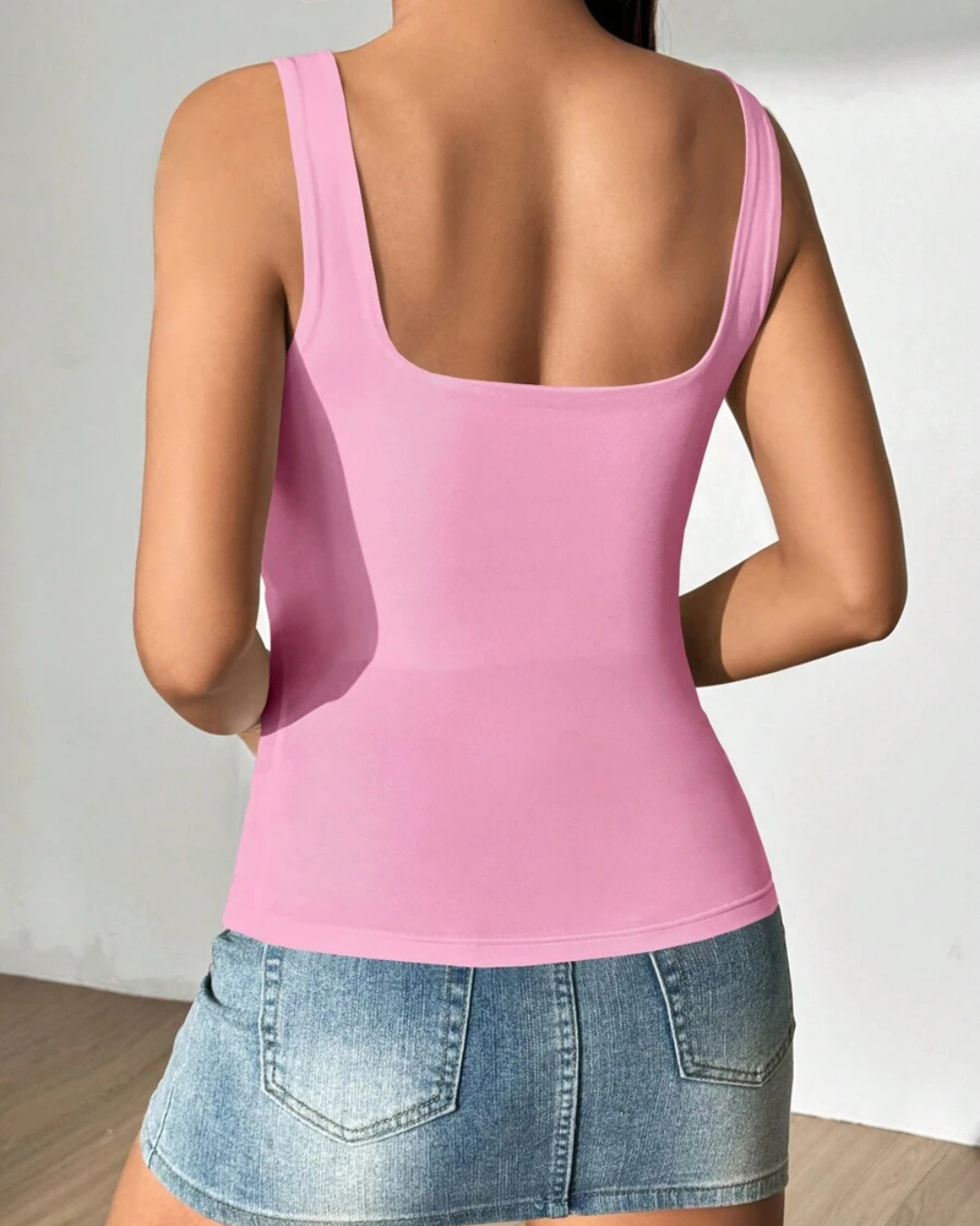 Top Justo com Decote Quadrado e Alças Largas (2X1 OFERTA)