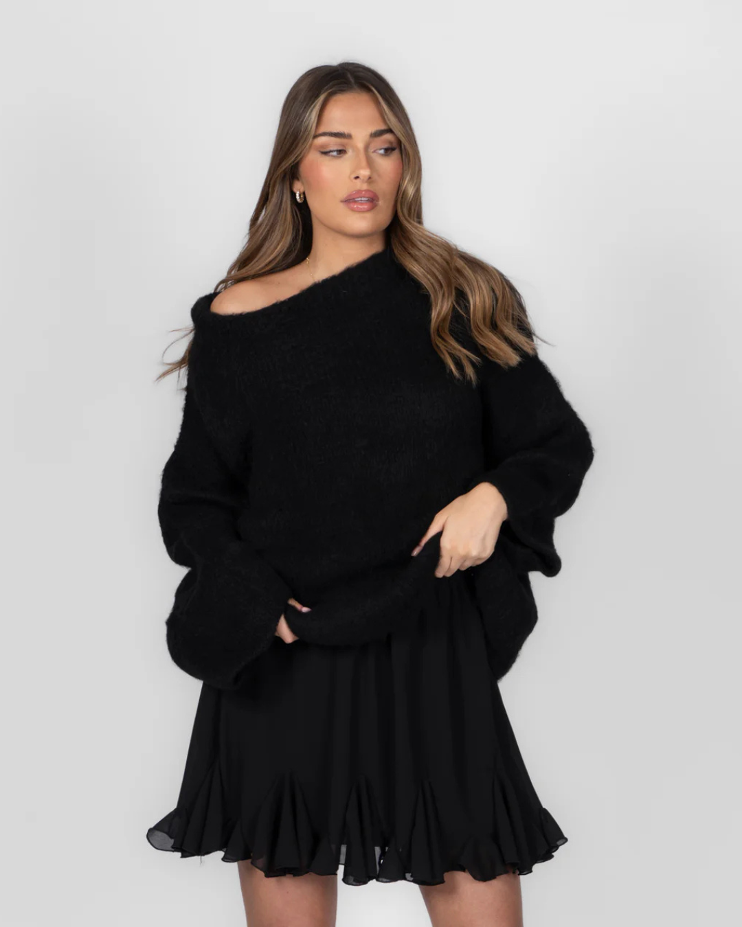 Camisola de malha ultra macia com ombros descobertos para mulher