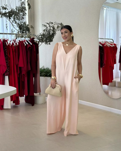 Macacão casual feminino com decote em V