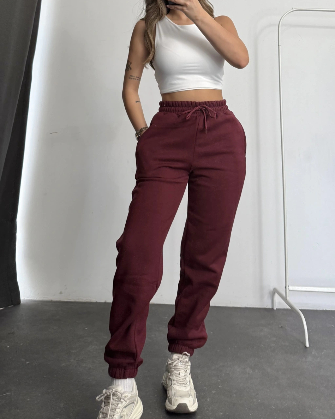 Calças desportivas para mulher com ajuste elástico