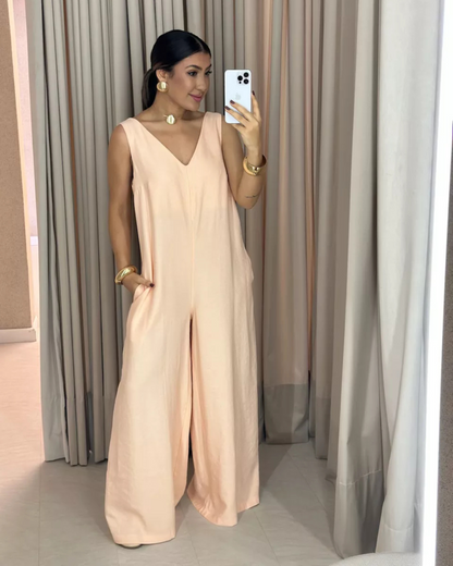 Macacão casual feminino com decote em V