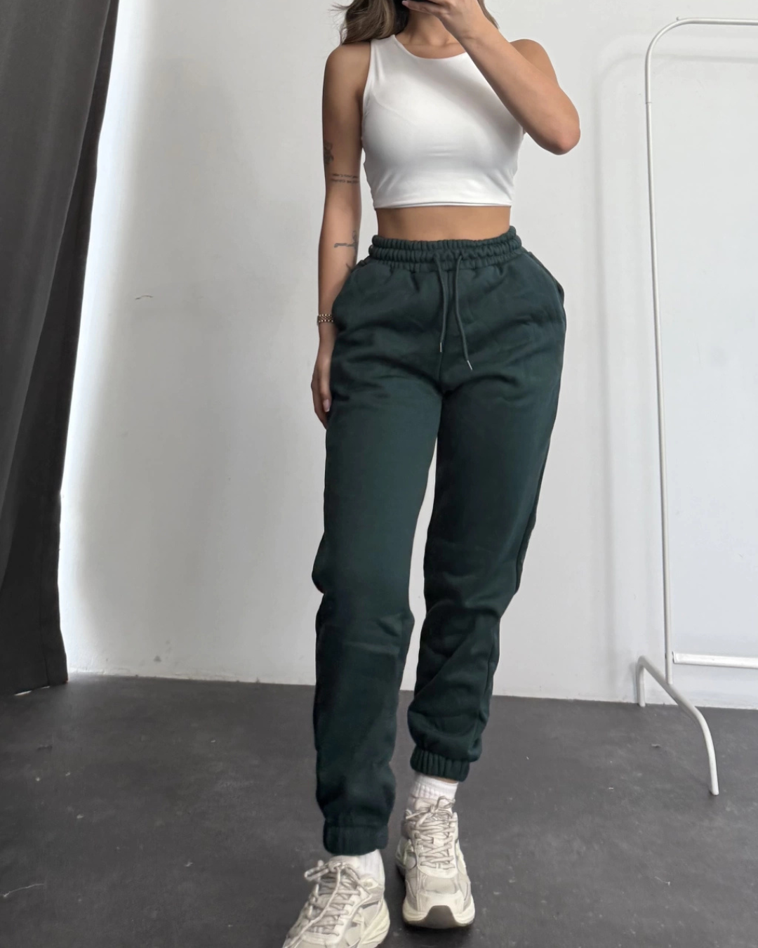 Calças desportivas para mulher com ajuste elástico