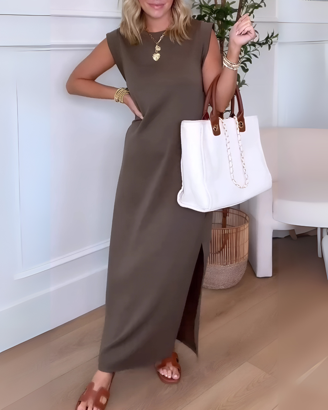 Vestido Longo Fluido Antivincos e Elegância Atemporal