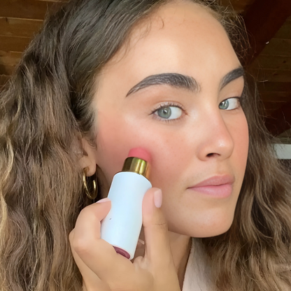 Creme para o contorno facial que define, contorna e realça instantaneamente o rosto (OFERTA 2X1)