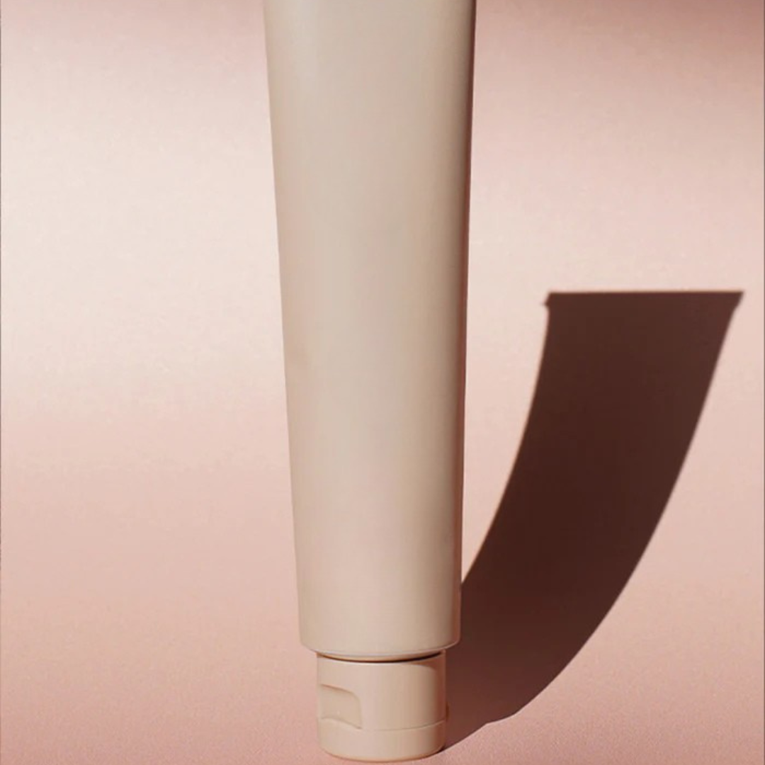 Natural Coverage Liquid Foundation Uniformiza o Tom e Realça a sua Beleza (OFERTA 2X1)