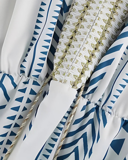 Vestido Elegante com Renda e Estampado