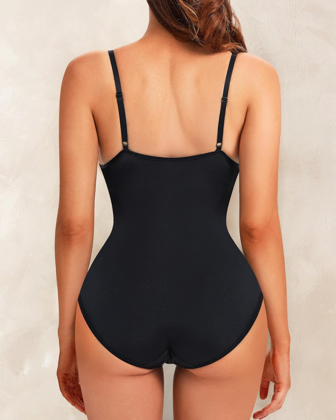 Body Modelador com Decote em V e Controle de Barriga