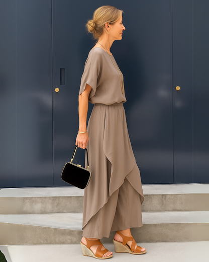 Conjunto de 2 peças com blusa folgada e calças largas com fenda