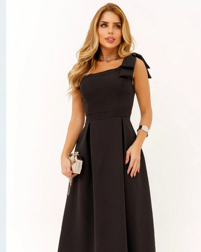 Vestido casual com decote elegante