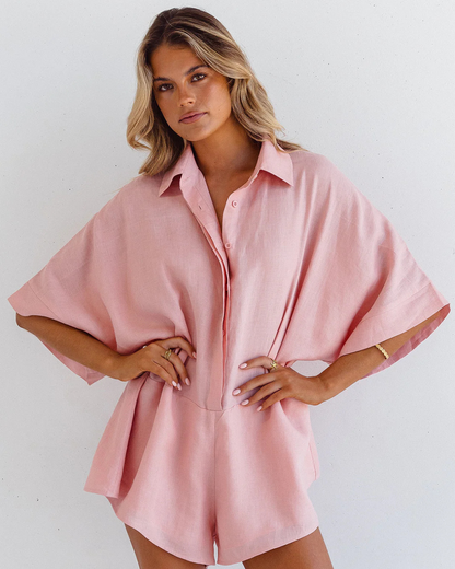 Macacão de Linho com Mangas Largas e Design Solto para um Estilo Fresco e Elegante