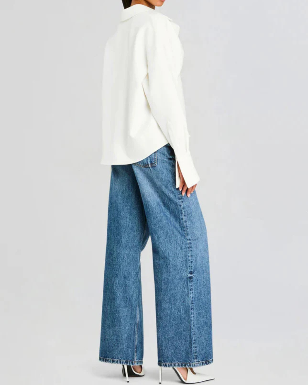 Blusa de Manga Comprida com Design Estruturado e Corte Moderno