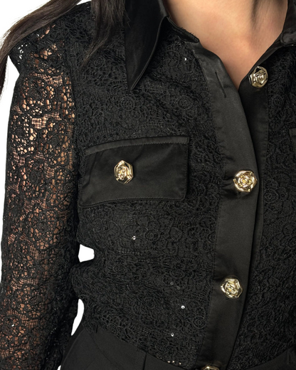 Fato de Mulher na Moda com Lantejoulas, Renda e Lapela Elegante