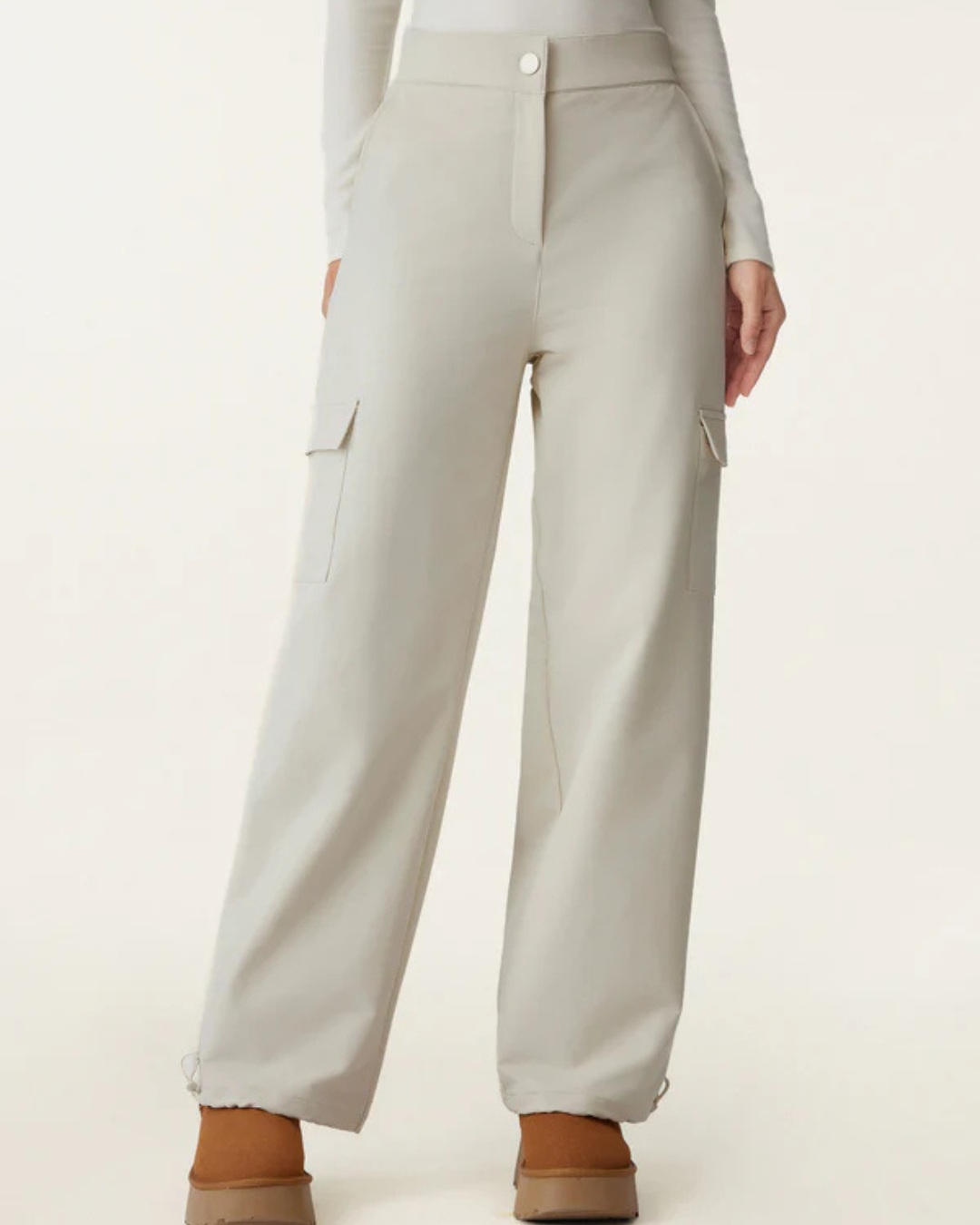 Calças Cargo Impermeáveis com Forro Polar e Bolsos Multifuncionais para Climas Frios