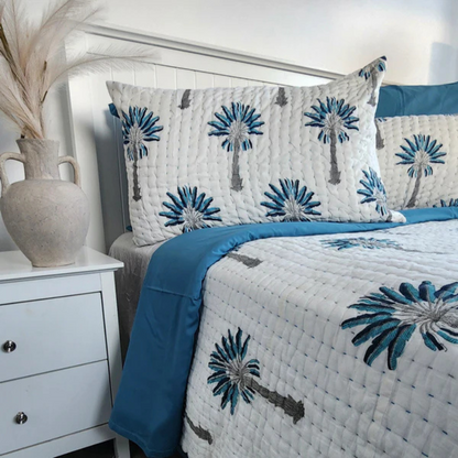 Conjunto Completo de Roupa de Cama, Lençóis, Fronhas e Colcha.