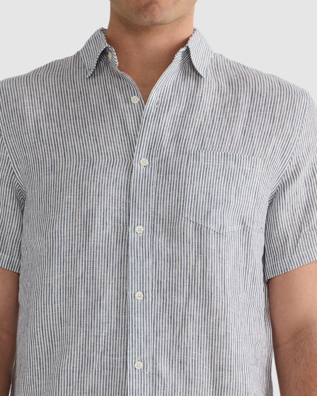 Camisa de Linho com Riscas Finas para Homem