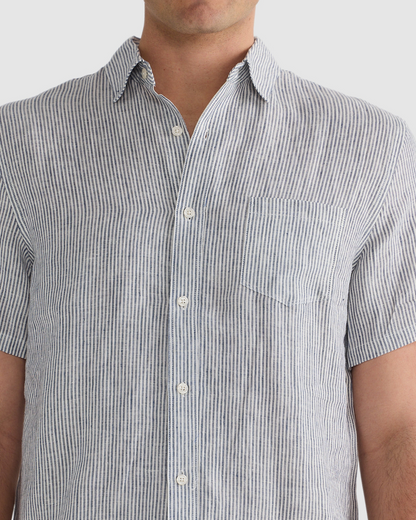 Camisa de Linho com Riscas Finas para Homem