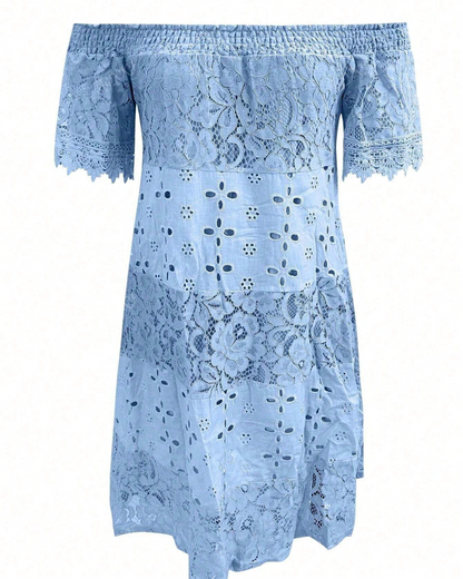 Vestido de Renda sem Alças e com Aberturas para Mulher