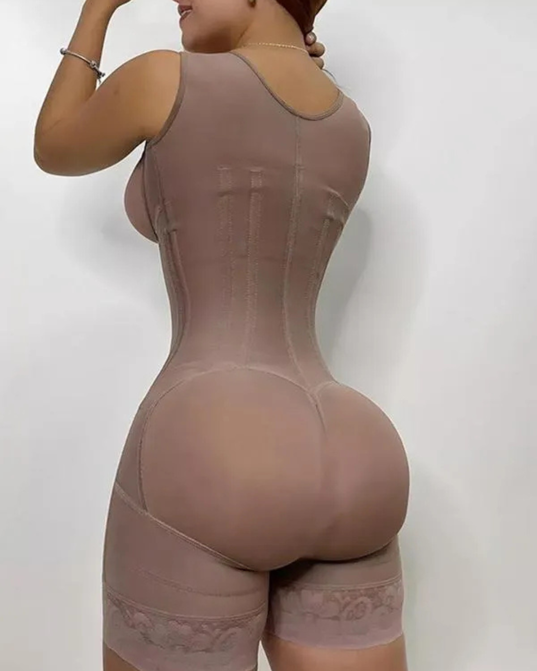 Modelador de Corpo com Efeito Adelgaçante e Design de Espartilho para Mulher