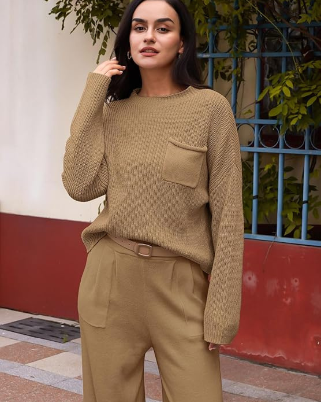 Conjunto Casual de Duas Peças para Mulher: Camisola de Malha e Calças Descontraídas com Bolsos