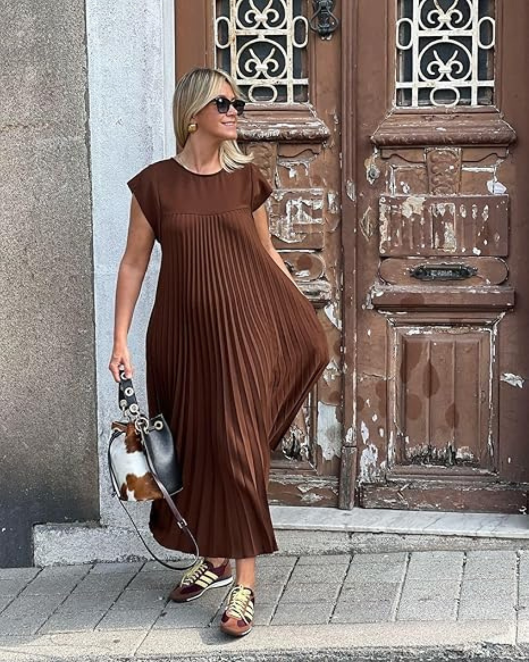 Vestido Longo com Pregas Finas Elegância Atemporal