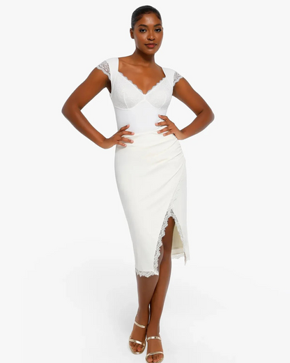 Body para Modelar o Corpo com Copa de Renda Adelgaçante e Mangas Curtas