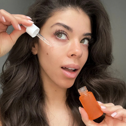 Sérum para o Contorno dos Olhos com Vitamina C + Ácido Hialurónico