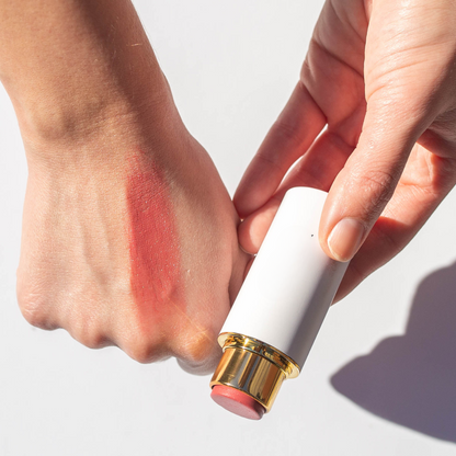 Creme para o contorno facial que define, contorna e realça instantaneamente o rosto (OFERTA 2X1)