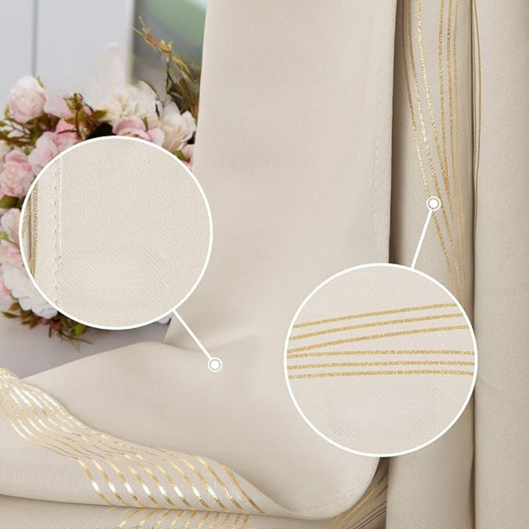 Par de Cortinas Blackout com Padrão Dourado (Dimensões 213 cm de comprimento x 132 cm de largura)