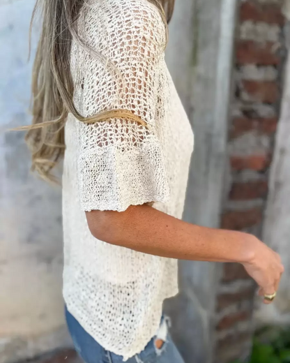 Top de Malha com Botão Decorativo para Mulher