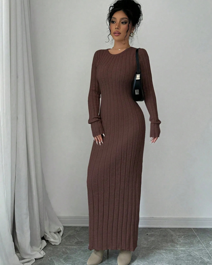 Vestido longo de malha com gola redonda e manga comprida para mulher