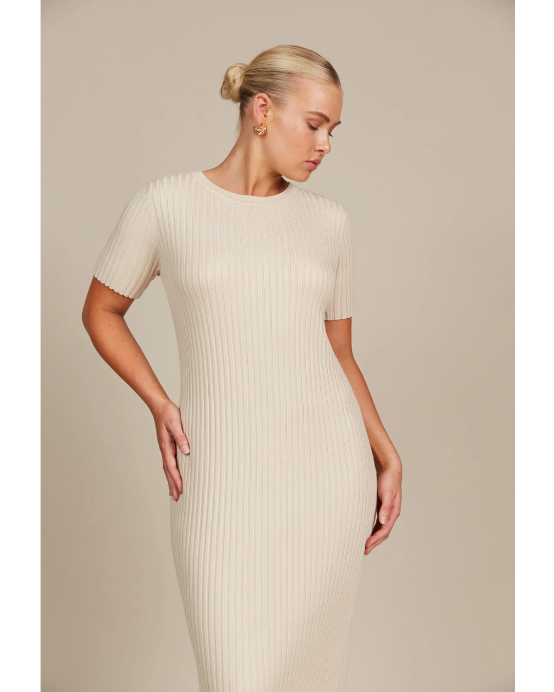 Vestido Comprido de Manga Curta com Canelado para Mulher