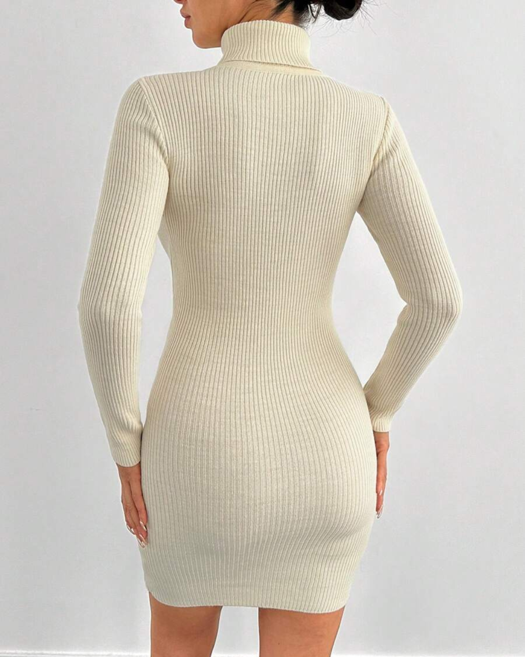 Jersey de Gola Alta de Manga Comprida para Mulher, de Corte Justo, em Unicolor