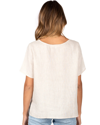 Blusa de Linho em Cor Natural com um Design Solto e Mangas Curtas