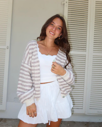 Casaco de malha às riscas com botões para mulher