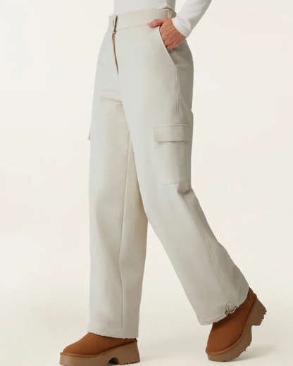 Calças Cargo Impermeáveis com Forro Polar e Bolsos Multifuncionais para Climas Frios