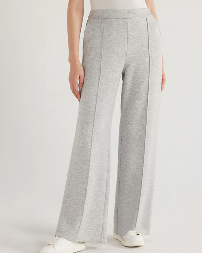 Conjunto de Duas Peças com Gola em V e Calças para Mulher