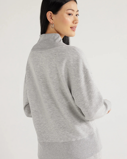 Conjunto de Duas Peças com Gola em V e Calças para Mulher