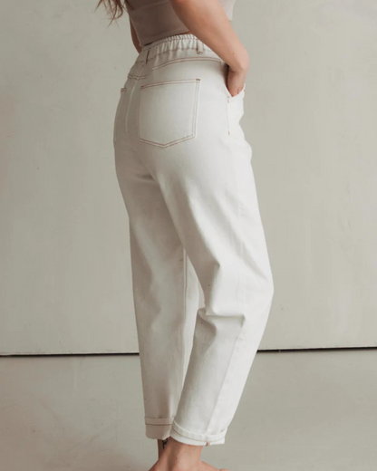 Calças de Cintura Elástica e Bainha Enrolada Mom Fit para Mulher